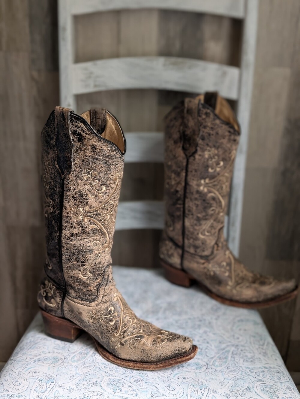Circle G Boots - Picture 3 of 14